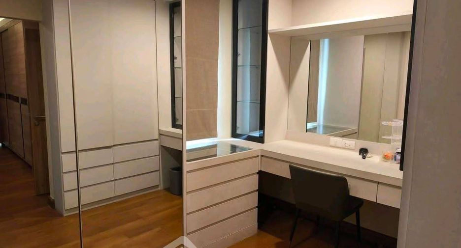 For rent and for sale 4 bedrooms house in Don Mueang, Bangkok