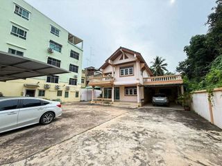 À vendre 3 chambres maison à Si Racha, Chonburi