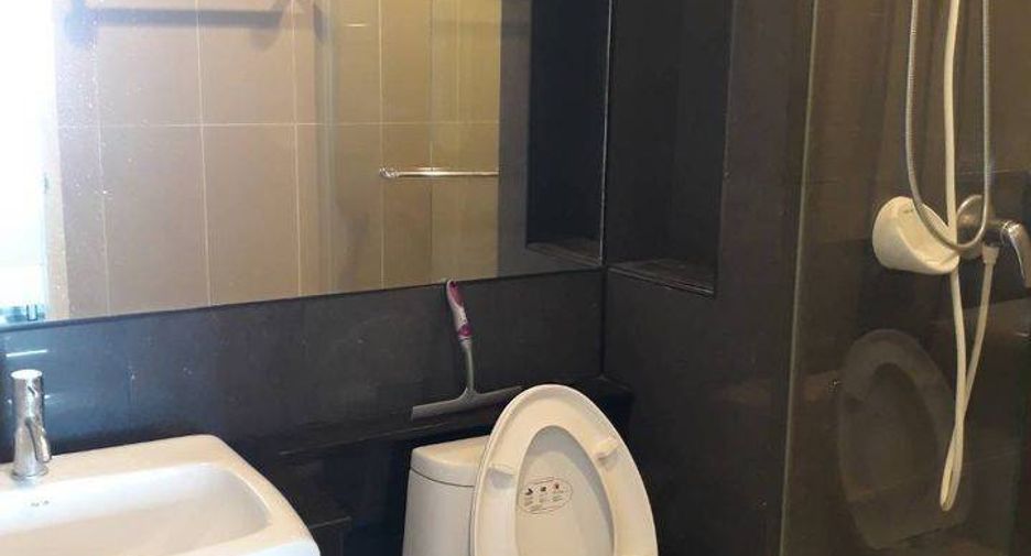 For sale 1 bed condo in Thon Buri, Bangkok