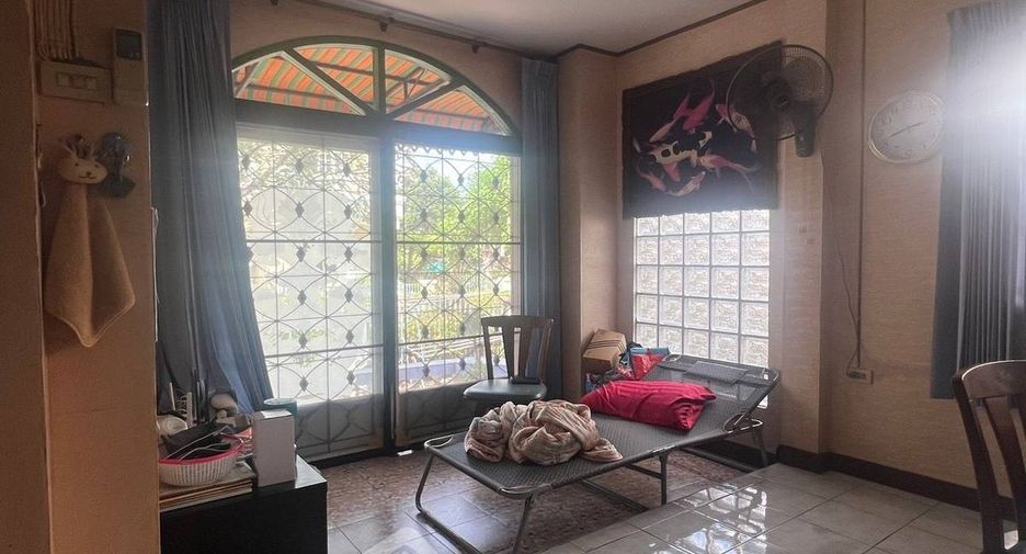 Haus zum Kauf mit 3 Zimmer in Bang Bon, Bangkok