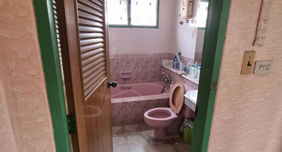 Haus zum Kauf mit 3 Zimmer in Bang Bon, Bangkok
