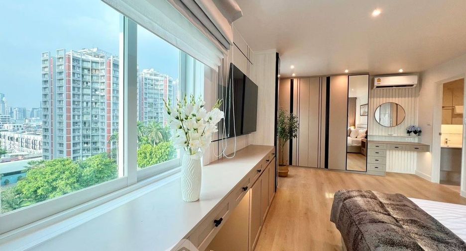 À vendre 2 chambres condo à Yan Nawa, Bangkok