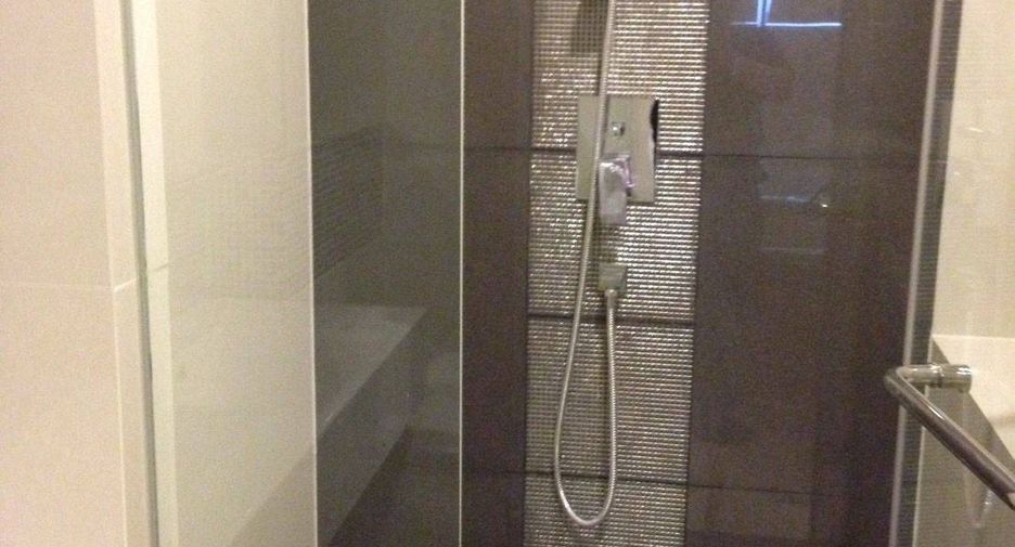 For sale 1 bed condo in Khlong Toei, Bangkok