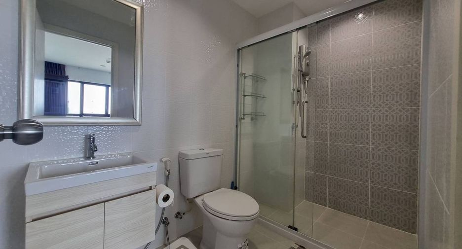 For sale 1 bed condo in Bang Phlat, Bangkok