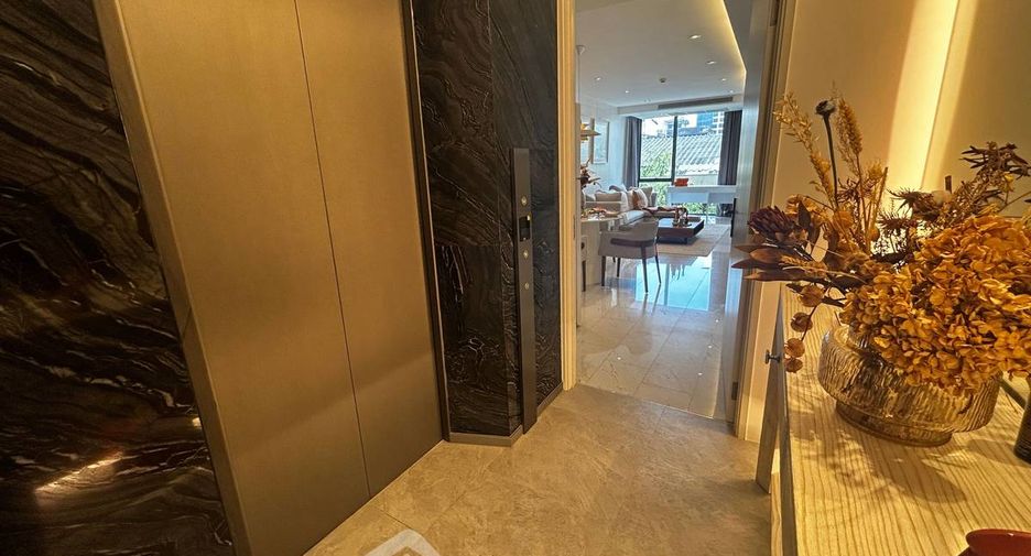 Condo en venta de 2 habitaciones en Khlong Toei, Bangkok