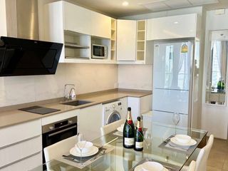 出售 1 卧室 公寓 在 Pathum Wan, 曼谷