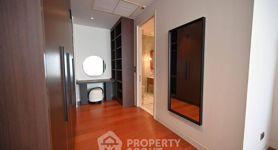 For rent and for sale 3 bedrooms condo in Watthana, Bangkok