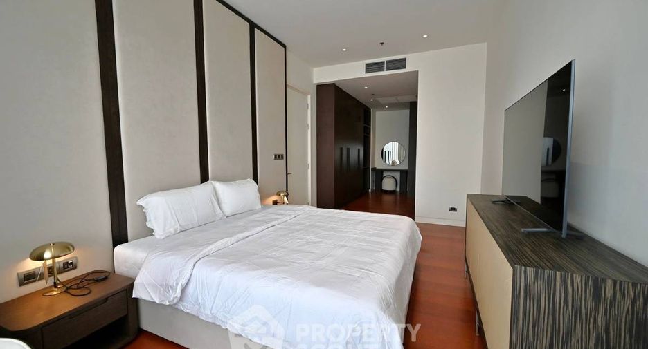 For rent and for sale 3 bedrooms condo in Watthana, Bangkok