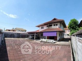For sale 4 bedrooms house in Phanat Nikhom, Chonburi