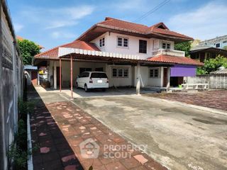 For sale 4 bedrooms house in Phanat Nikhom, Chonburi