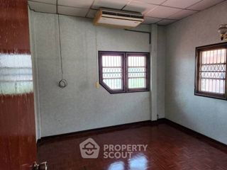 For sale 4 bedrooms house in Phanat Nikhom, Chonburi