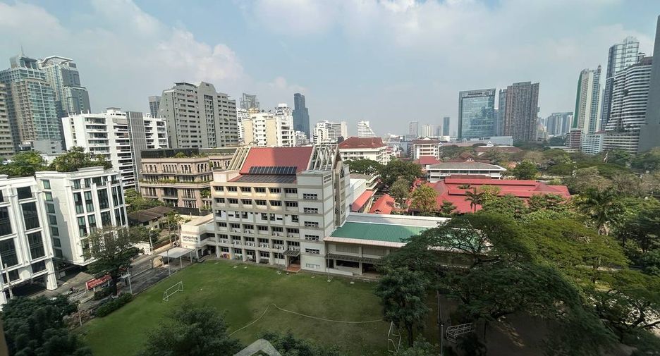 For rent and for sale 1 bed condo in Khlong Toei, Bangkok
