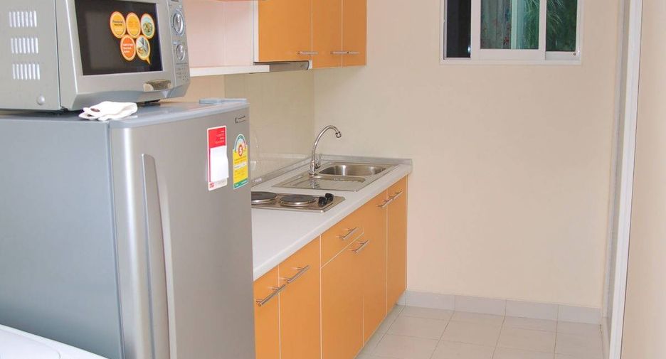 For sale 1 bed condo in Khlong Toei, Bangkok