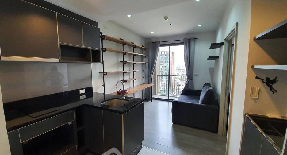 À vendre 1 chambre condo à Khlong San, Bangkok