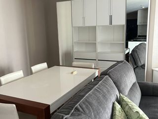 À vendre 2 chambres condo à Huai Khwang, Bangkok