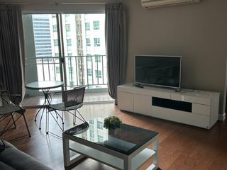 À vendre 2 chambres condo à Huai Khwang, Bangkok