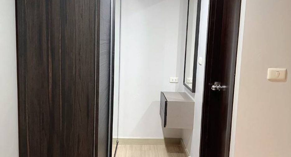 Продажа 1 кровать кондо в Хуаи Кхщанг, Бангкок