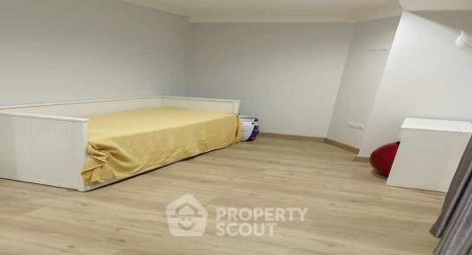 For sale 2 bedrooms condo in Chatuchak, Bangkok