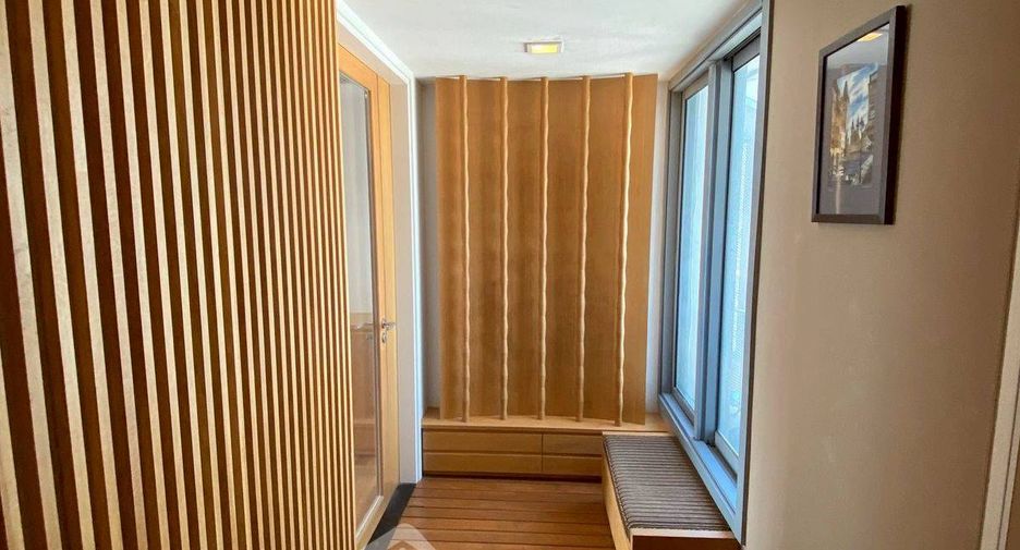 For rent and for sale 2 bedrooms condo in Yan Nawa, Bangkok
