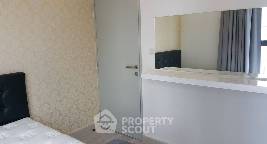 For sale 2 bedrooms condo in Huai Khwang, Bangkok