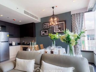 For rent and for sale 2 bedrooms condo in Watthana, Bangkok