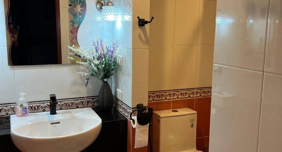 For sale 1 bed condo in Yan Nawa, Bangkok