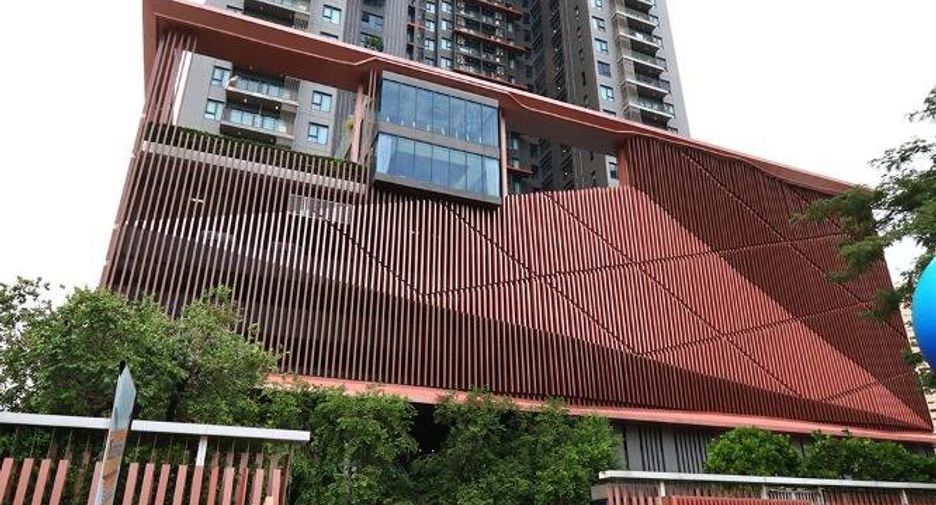 For sale 1 bed condo in Watthana, Bangkok