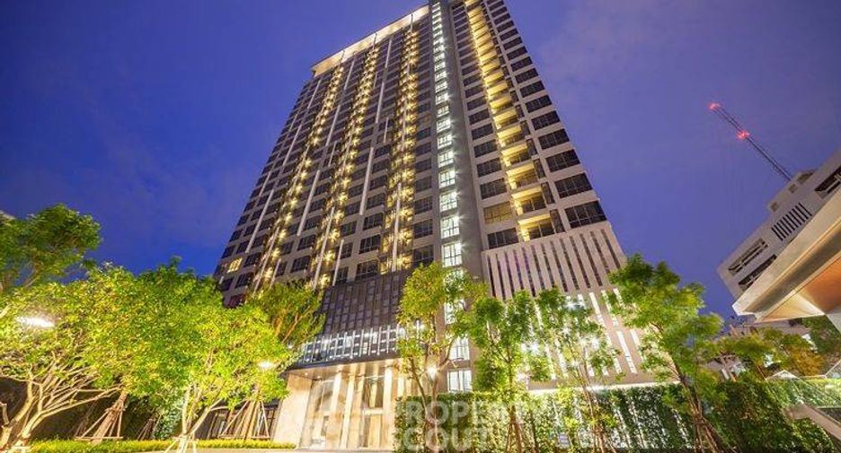 For sale 2 bedrooms condo in Sathon, Bangkok