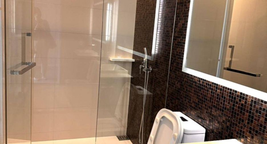 For sale 2 bedrooms condo in Sathon, Bangkok