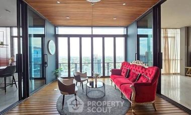 For rent and for sale 3 bedrooms condo in Watthana, Bangkok