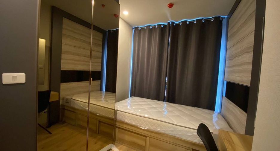 For sale 2 bedrooms condo in Bang Phlat, Bangkok