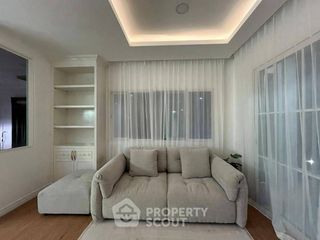 Haus zur Miete und zum Kauf mit 5 Zimmer in Prawet, Bangkok