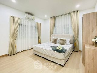 For sale 3 bedrooms villa in Bang Lamung, Chonburi