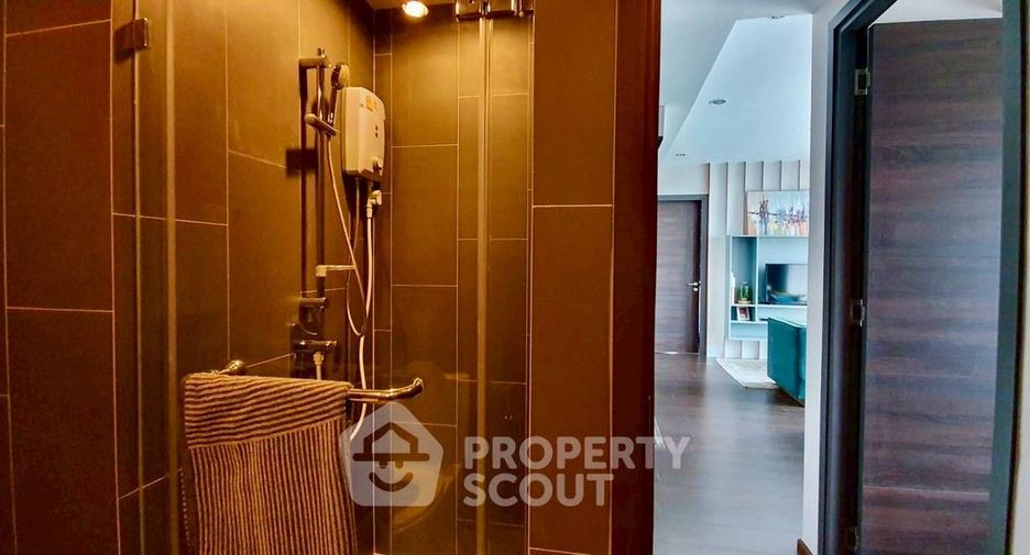 For sale 2 bedrooms condo in Watthana, Bangkok