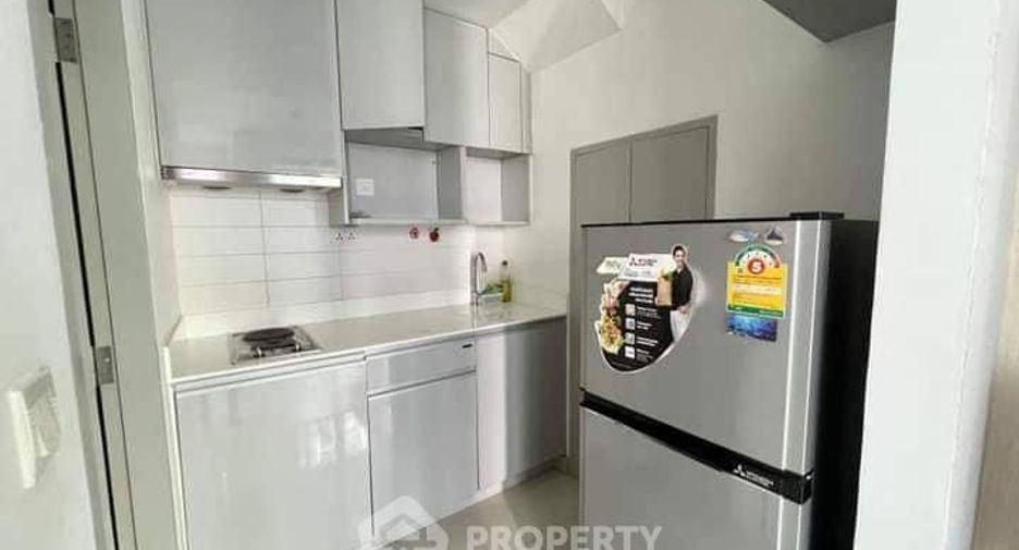 For sale 2 bedrooms condo in Huai Khwang, Bangkok