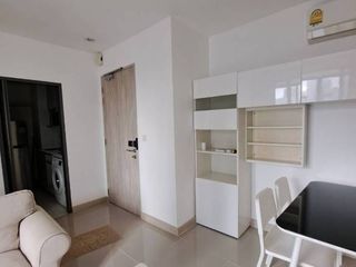 Wohnung zum Kauf mit 2 Zimmer in Huai Khwang, Bangkok