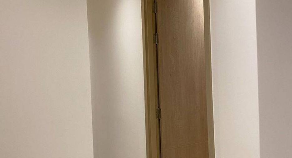 Condo en venta de 2 habitaciones en Huai Khwang, Bangkok