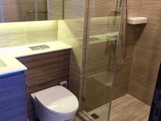 Condo en venta de 2 habitaciones en Bang Na, Bangkok