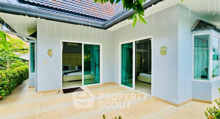 For sale 6 bedrooms villa in East Pattaya, Pattaya