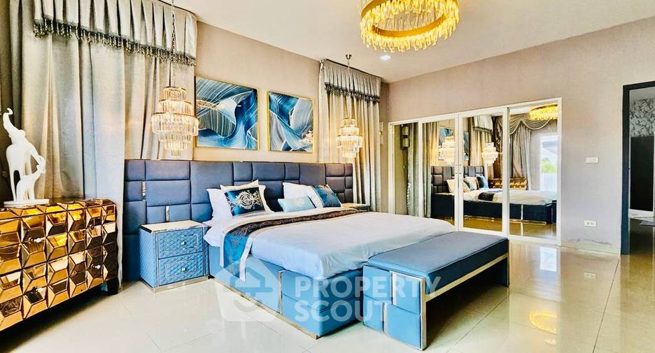 For sale 6 bedrooms villa in East Pattaya, Pattaya