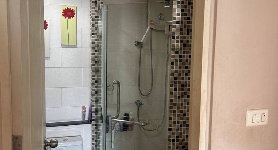 For sale 2 bedrooms condo in Chatuchak, Bangkok