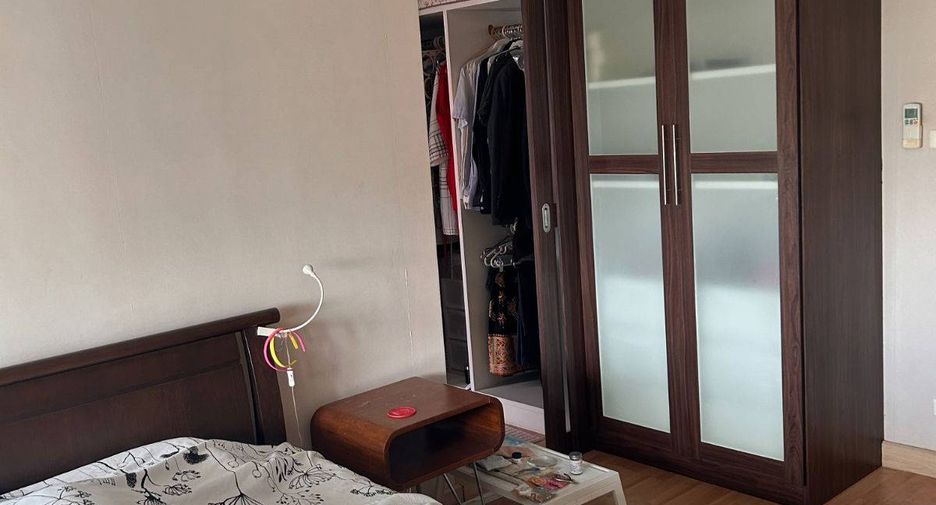 For sale 2 bedrooms condo in Chatuchak, Bangkok