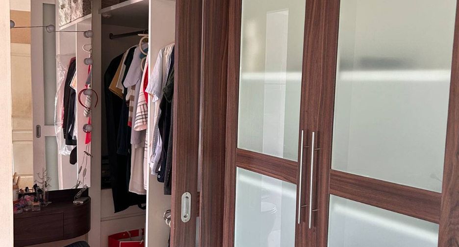 For sale 2 bedrooms condo in Chatuchak, Bangkok