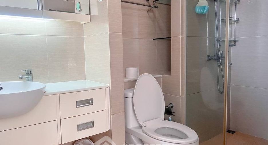 Condo en venta de 2 habitaciones en Huai Khwang, Bangkok