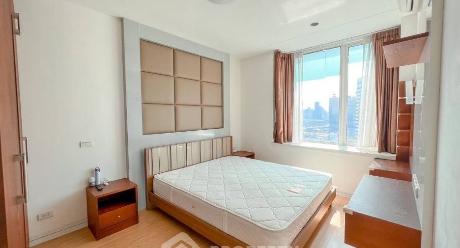 Condo en venta de 2 habitaciones en Huai Khwang, Bangkok