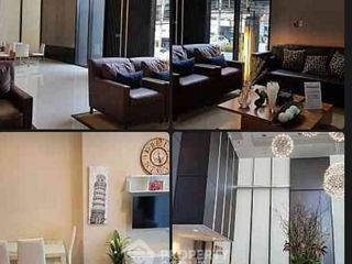 Casa adosada en venta de 1 habitaciones en Huai Khwang, Bangkok
