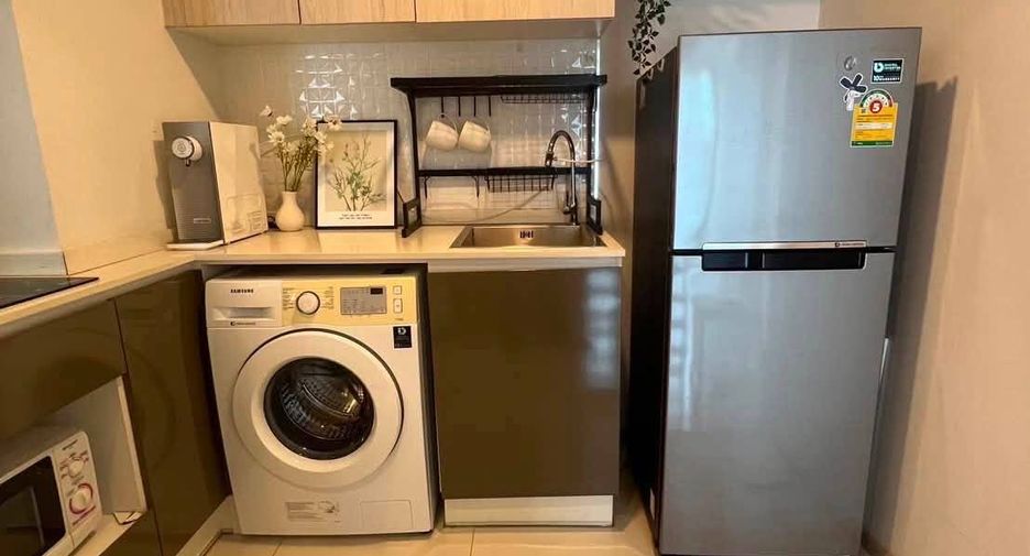 For sale 2 bedrooms condo in Phra Khanong, Bangkok