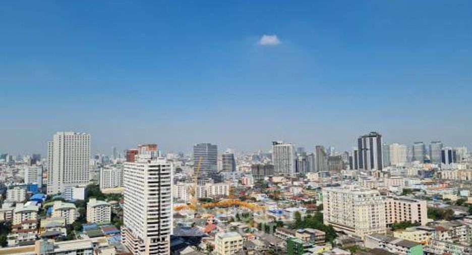 For sale 1 bed condo in Huai Khwang, Bangkok