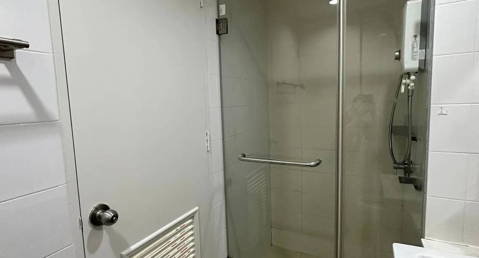 For sale 1 bed condo in Ratchathewi, Bangkok