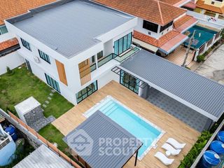 For sale 5 bedrooms house in Bang Lamung, Chonburi